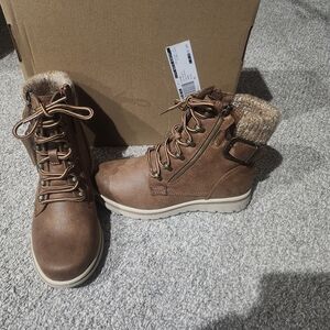 Women’s Brown Faux-Fur Lined Cliff Hearten Brown Lace-Up Winter Boots Size 6 New